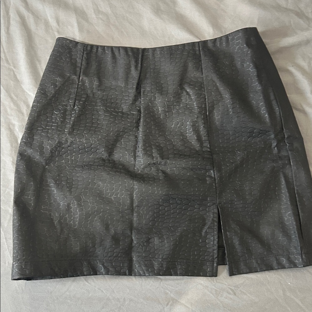 SHEIN Black Textured Pencil Skirt